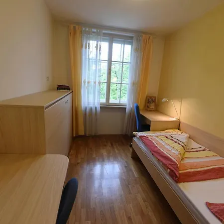 Bed & Breakfast Saint Ignatius Retreat House Lublaň