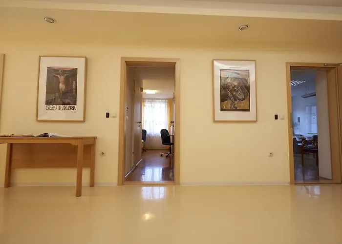 Bed & Breakfast Saint Ignatius Retreat House 3*